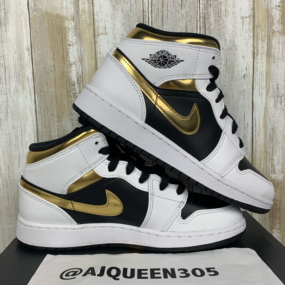 Air Jordan 1 Mid GS Gold Panda - Picture 3 of 8